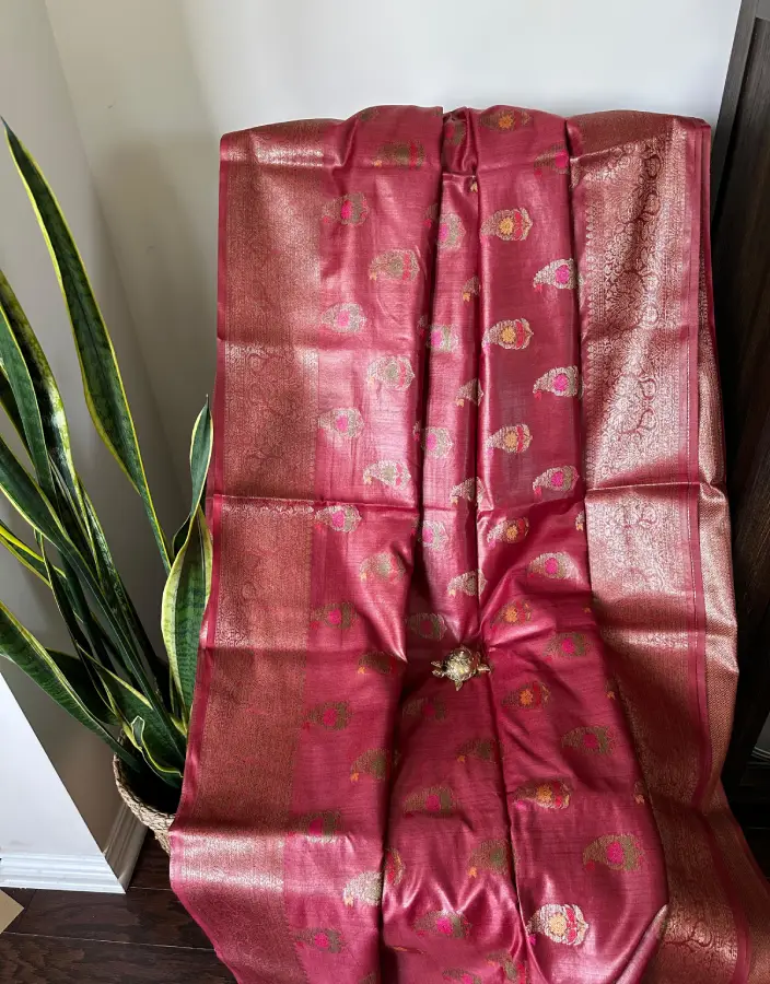 Classic Reddish-Pink Baluchari Saree with Traditional Gold Zari Motifs Classic Reddish-Pink Baluchari Saree with Traditional Gold Zari Motifs