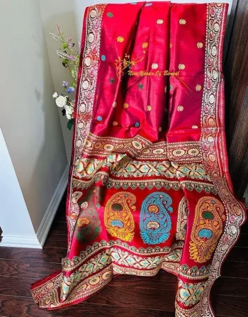 Premium Crimson red revival Baluchari With multicolor pallu